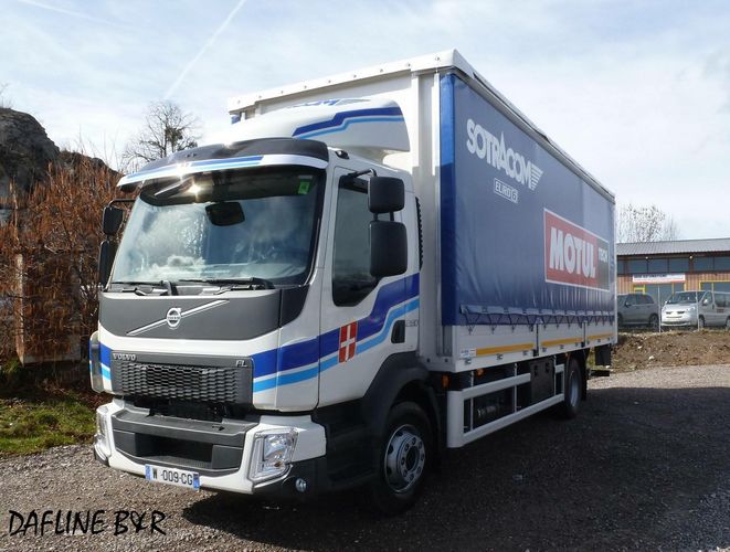 camion trasporto merci